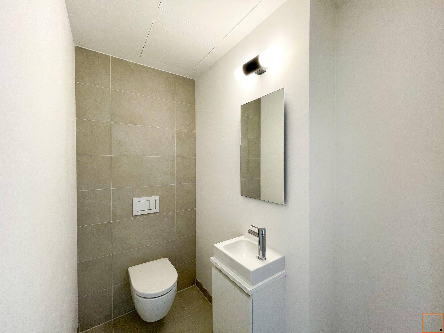 Die separate Toilette