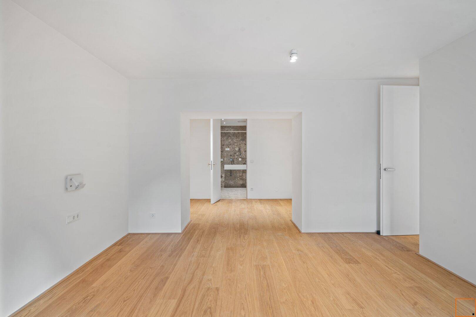 Schlafzimmer mit en suite Badezimmer