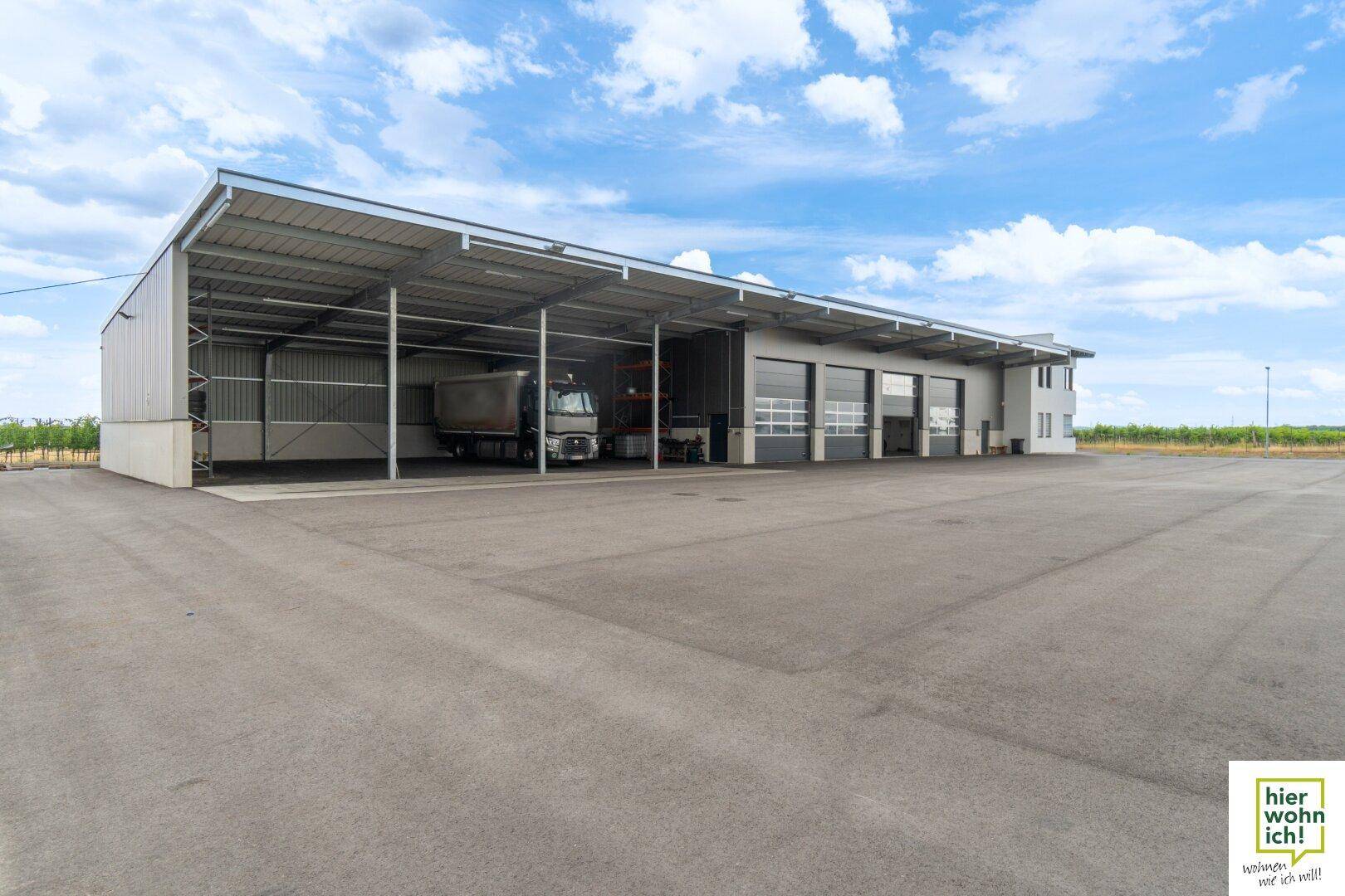 Überdachter Stellplatz für LKW, Wohnwagen, Auto, Boot, Oldtimer etc. - Ansicht 3