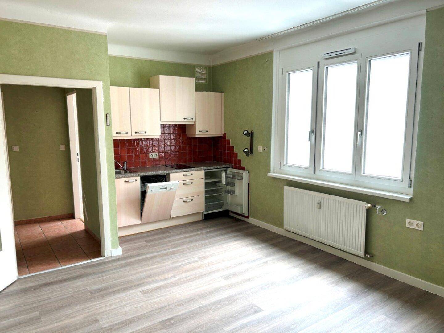 Zimmer mit Küchenzeile