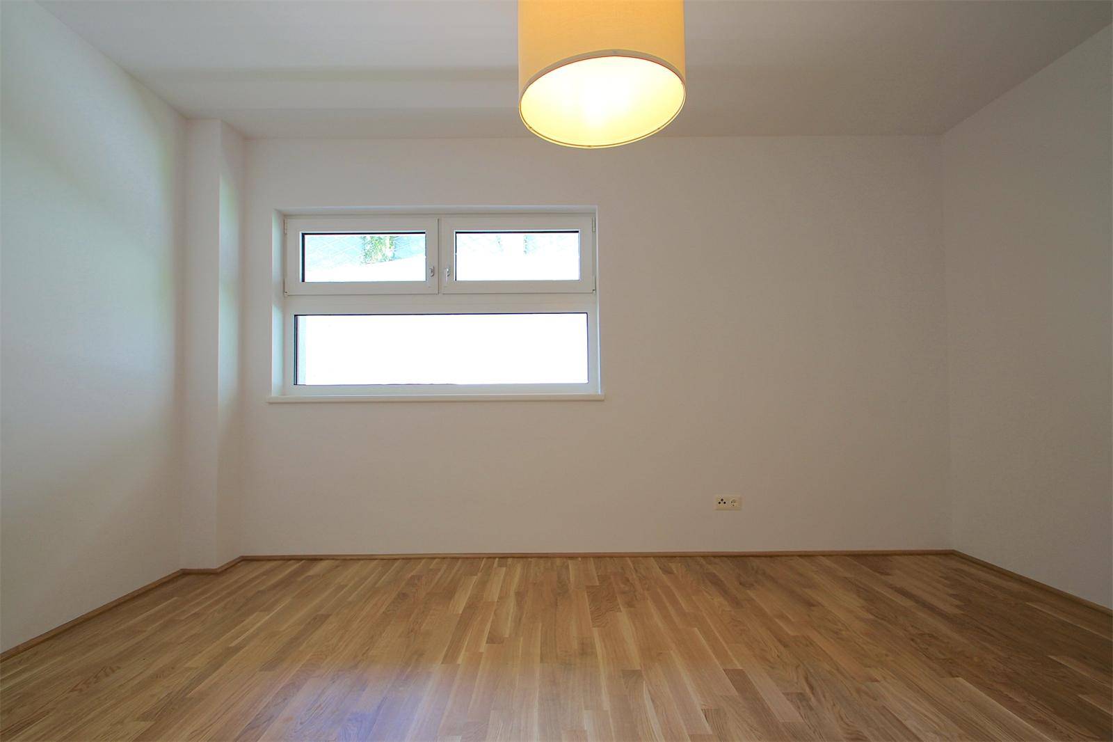 Schlafzimmer (2)