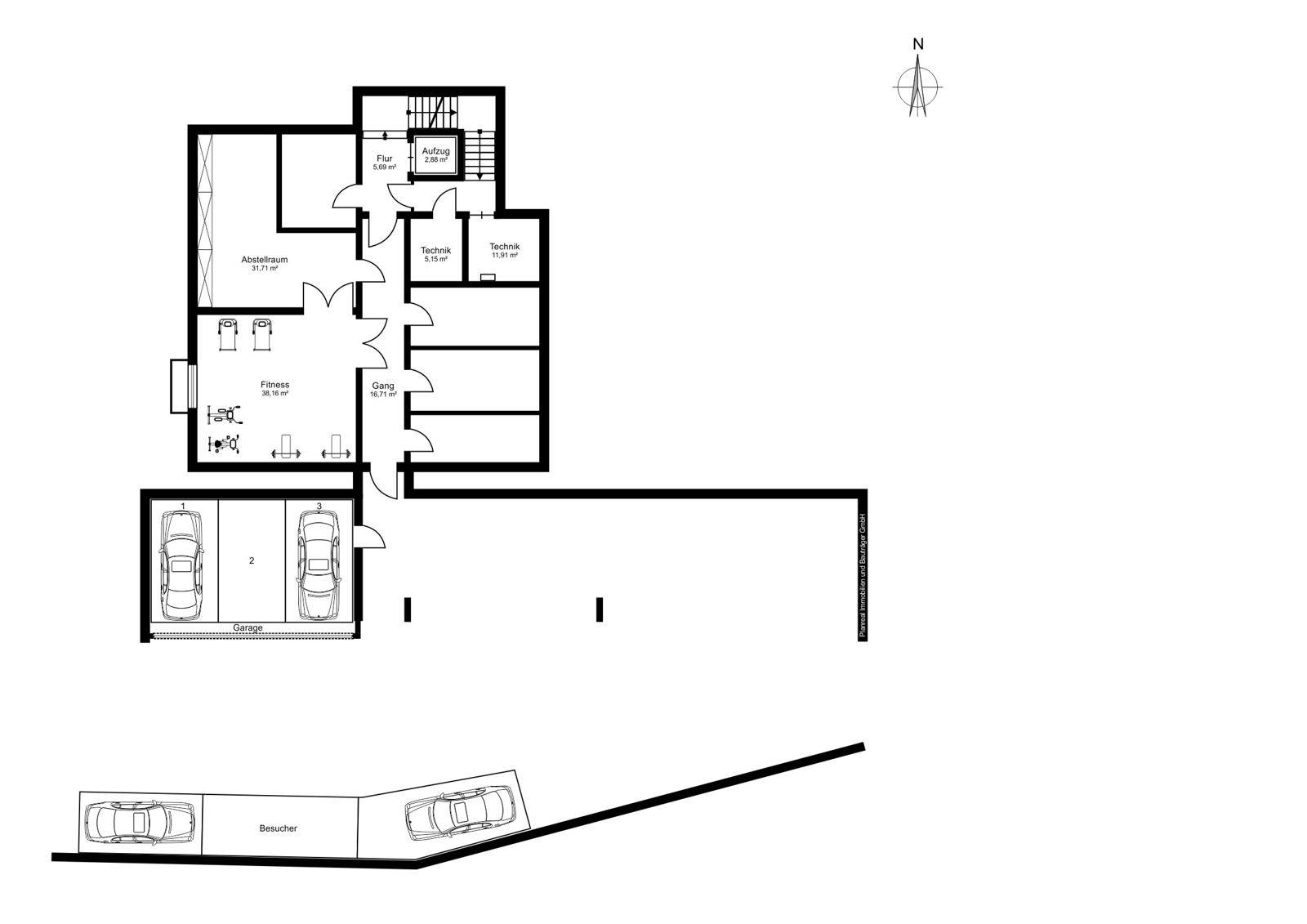 Grundriss des Untergeschosses mit Doppelgarage, Fitnessraum, Technikbereich und Besucherparkplätzen.