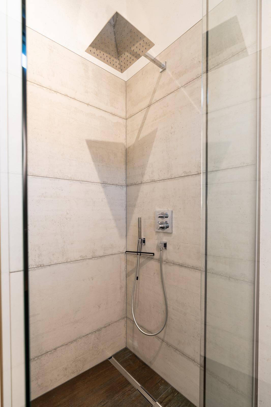 Gäste Dusche
