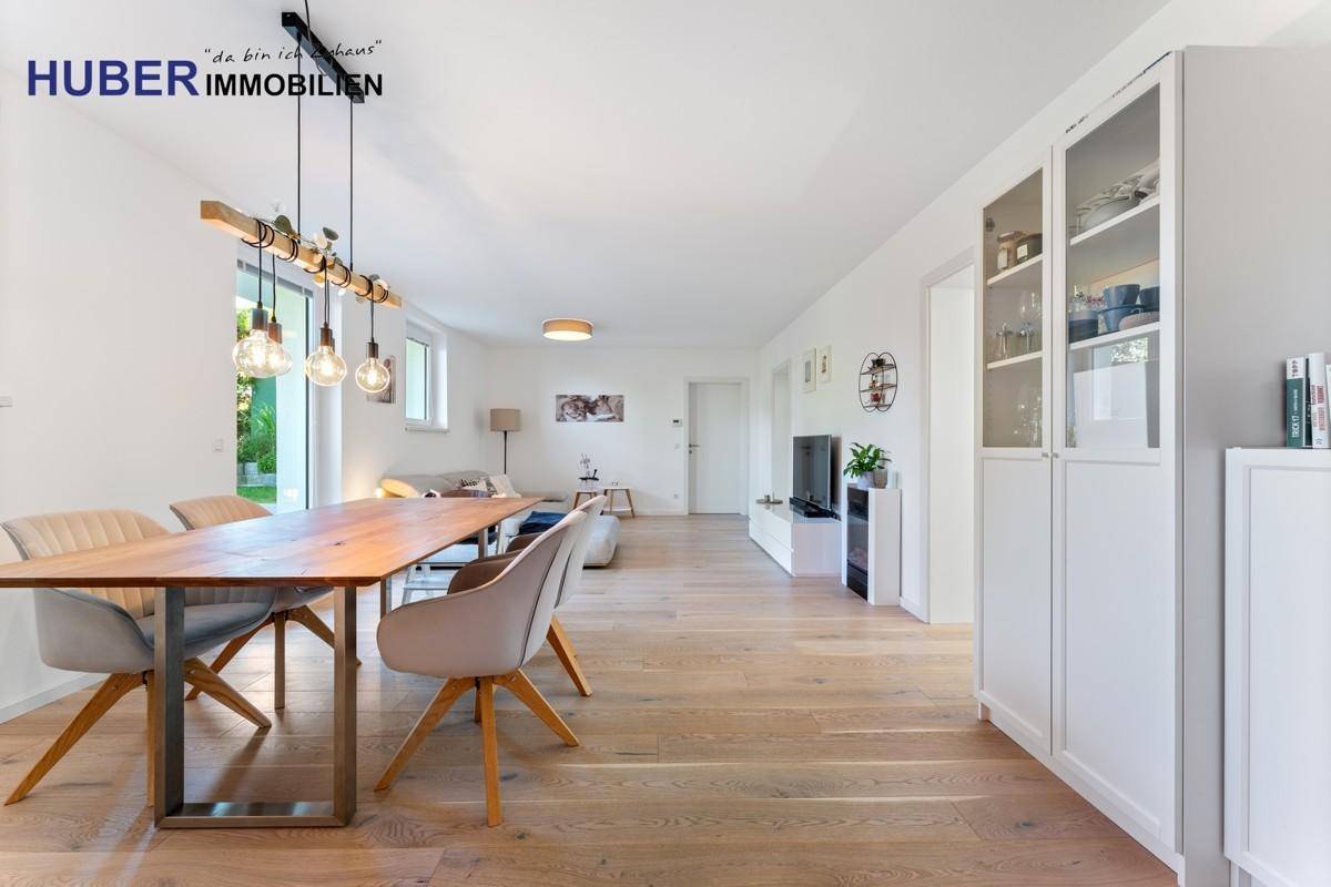 offener Wohn-Essbereich mit 37m²