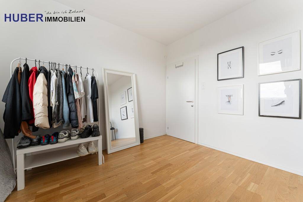 Kinderzimmer/Homeoffice