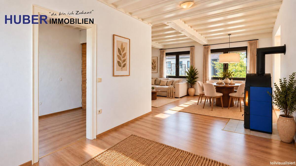 Blick in den großen Wohn-Ess- Küchenbereich