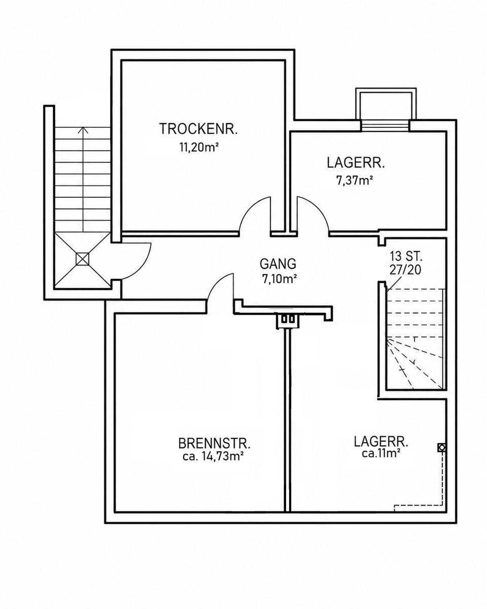 Grundriss des Untergeschosses mit Trockenraum und mehreren Lagerräumen für viel Stauraum.