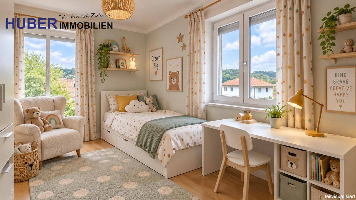 Freundliches Kinderzimmer mit Einzelbett, Schreibtisch und spielerischer Dekoration, hell und einladend.