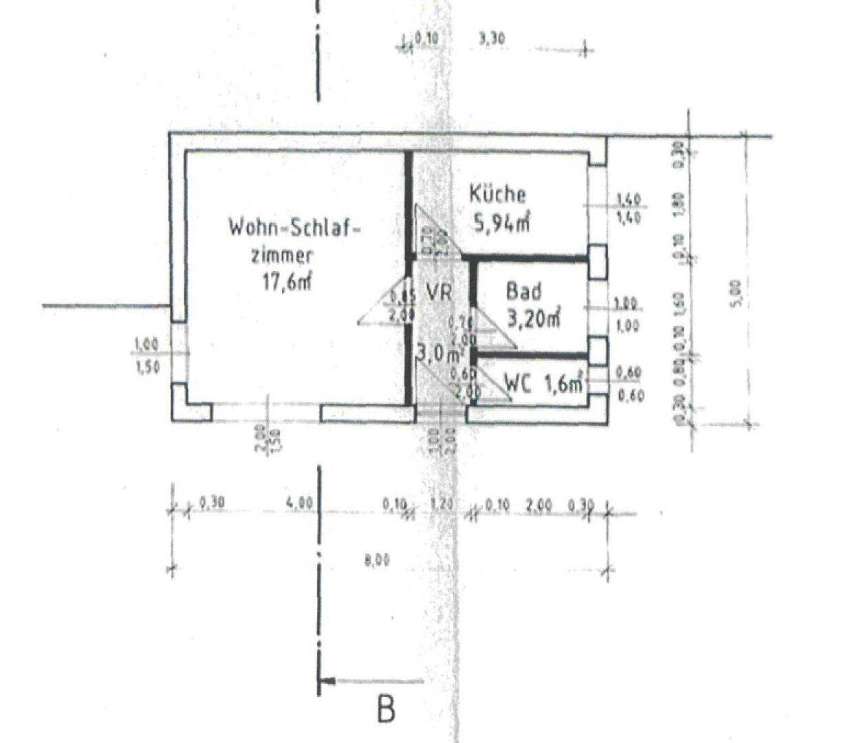Kleiner Grundriss mit Wohn-Schlafzimmer, Küche und Bad.