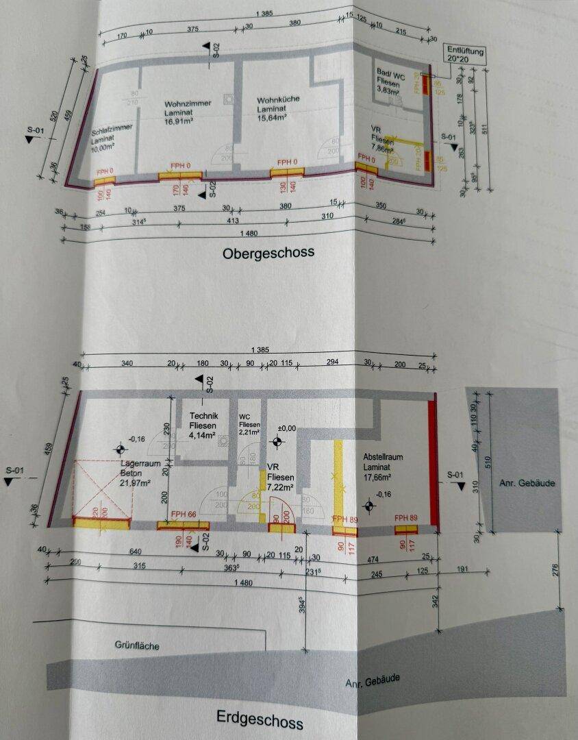 Grundrisse des Ober- und Erdgeschosses mit Raumaufteilung und Flächenangaben.