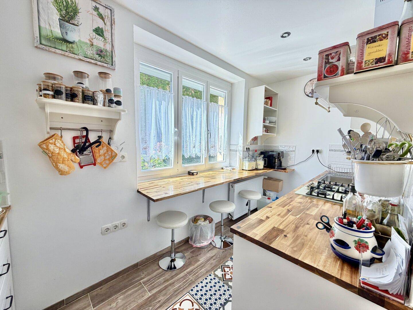 TRAUMKÜCHE inklusive | 3 Zimmer | 72 m² | Fußbodenheizung | Gartennutzung | Stellplatz | U-Bahn-Nähe - Ansicht 2