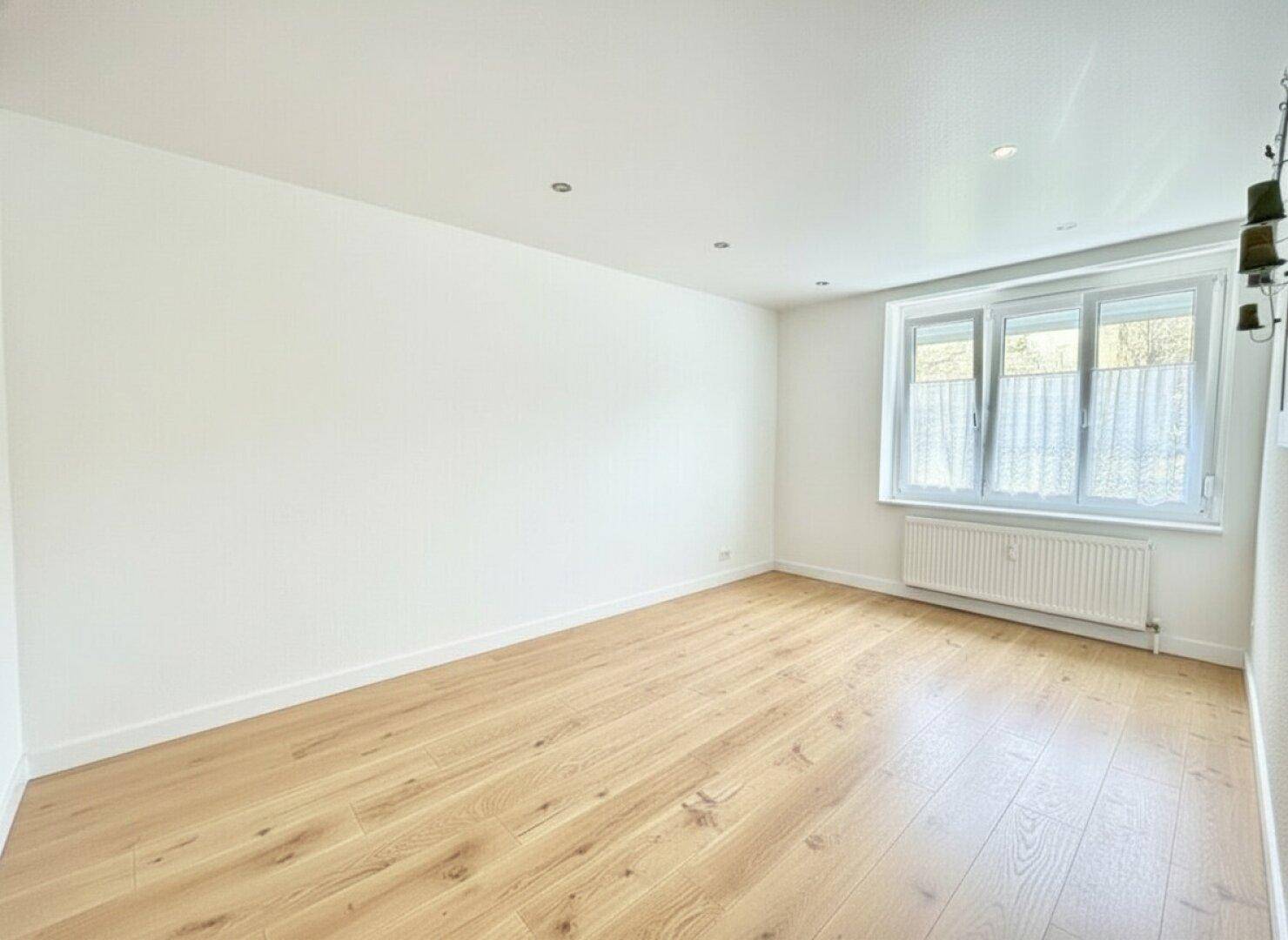 TRAUMKÜCHE inklusive | 3 Zimmer | 72 m² | Fußbodenheizung | Gartennutzung | Stellplatz | U-Bahn-Nähe - Ansicht 3
