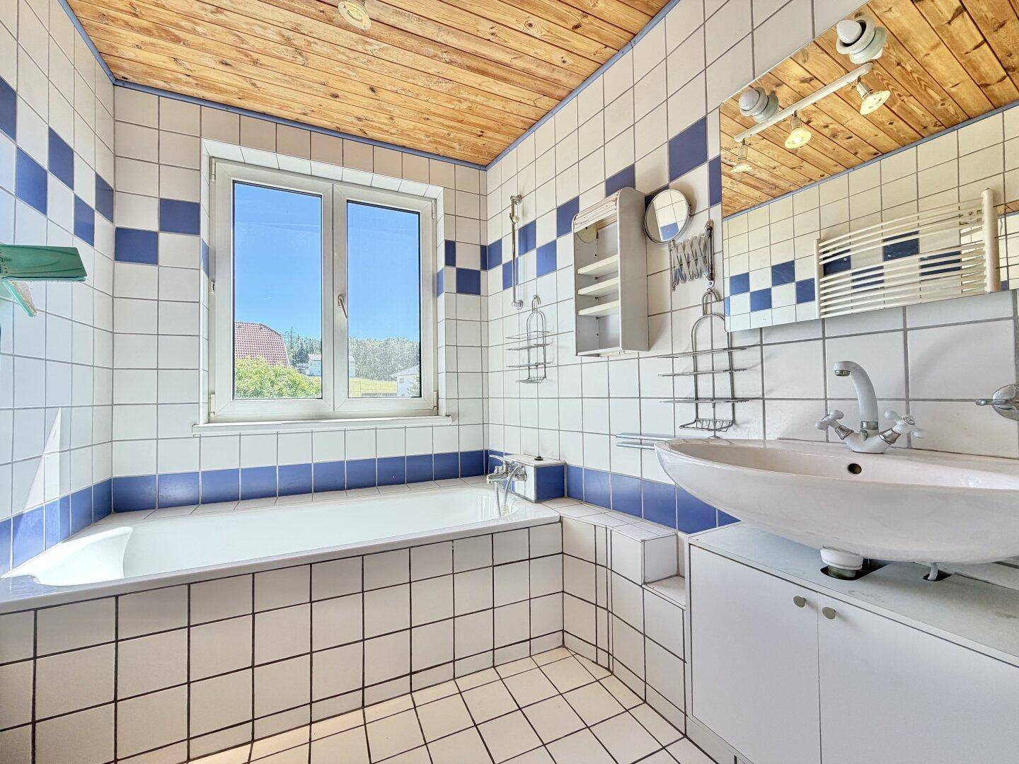 WOHNEN, wo RUHE zu Hause ist | ca. 386m² Grund | ca. 126m² gew. NFL | 4 Zimmer | Garten | Garage | Loggia | absolute Ruhelage - Widok 4