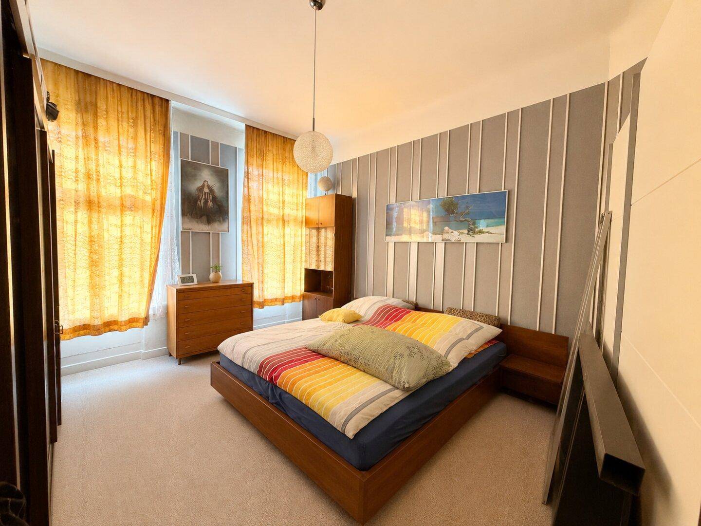 AUS ALT WIRD WOW - ca. 60,85m² WFL - 2. Liftstock - 2,5 Zimmer - TOLLE öffentliche Anbindung - Ansicht 4