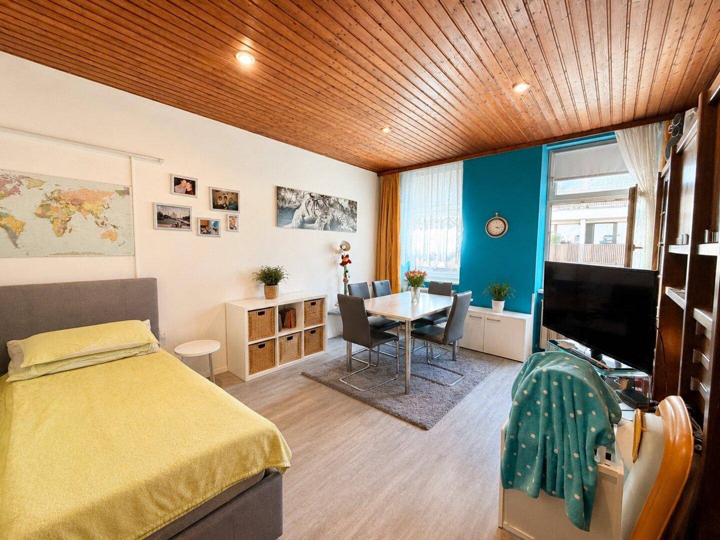 AUS ALT WIRD WOW - ca. 60,85m² WFL - 2. Liftstock - 2,5 Zimmer - TOLLE öffentliche Anbindung - Ansicht 2