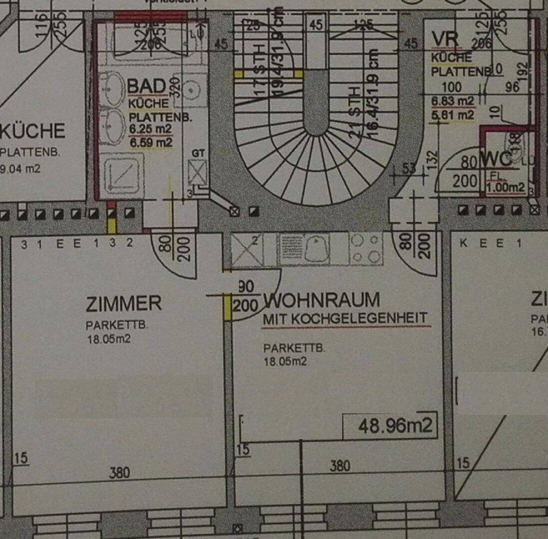 Detaillierter Grundriss mit Zimmern, Bad, Küche und Wohnraum mit Kochgelegenheit.