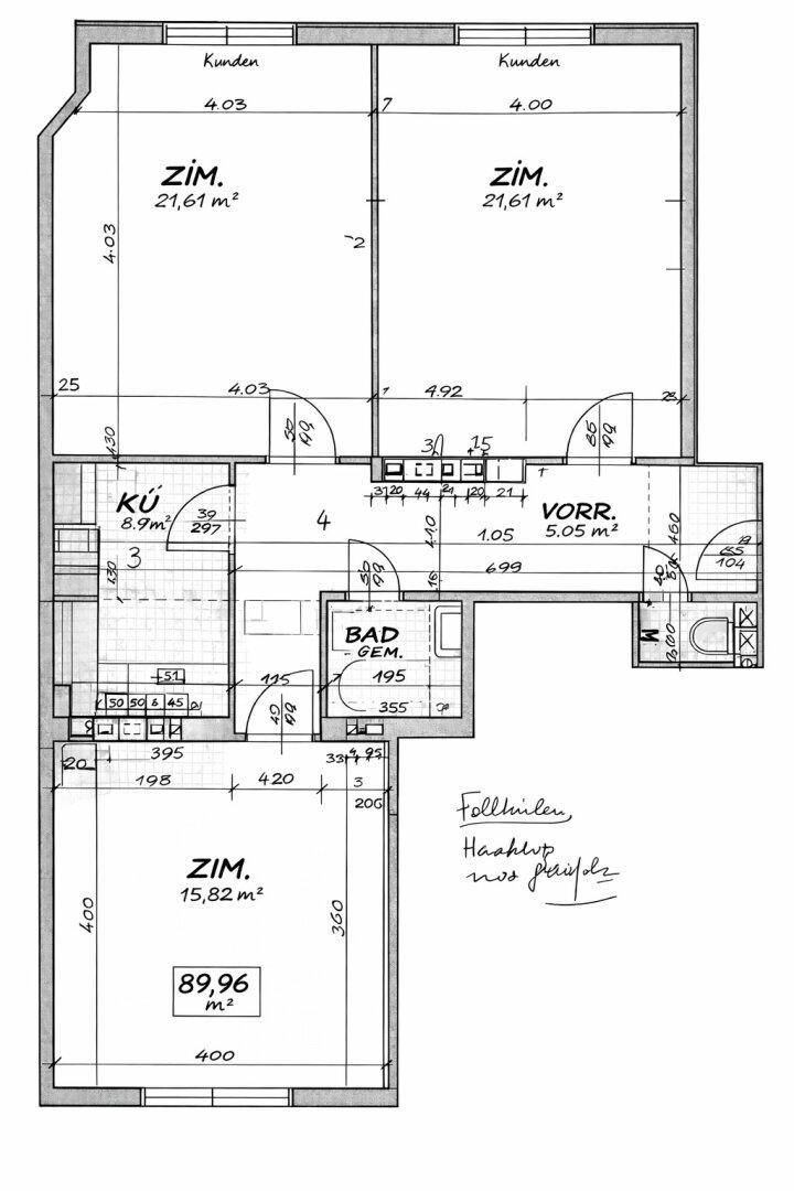 Grundriss einer Wohnung mit drei Zimmern, Küche und Bad, inklusive Flächenangaben.