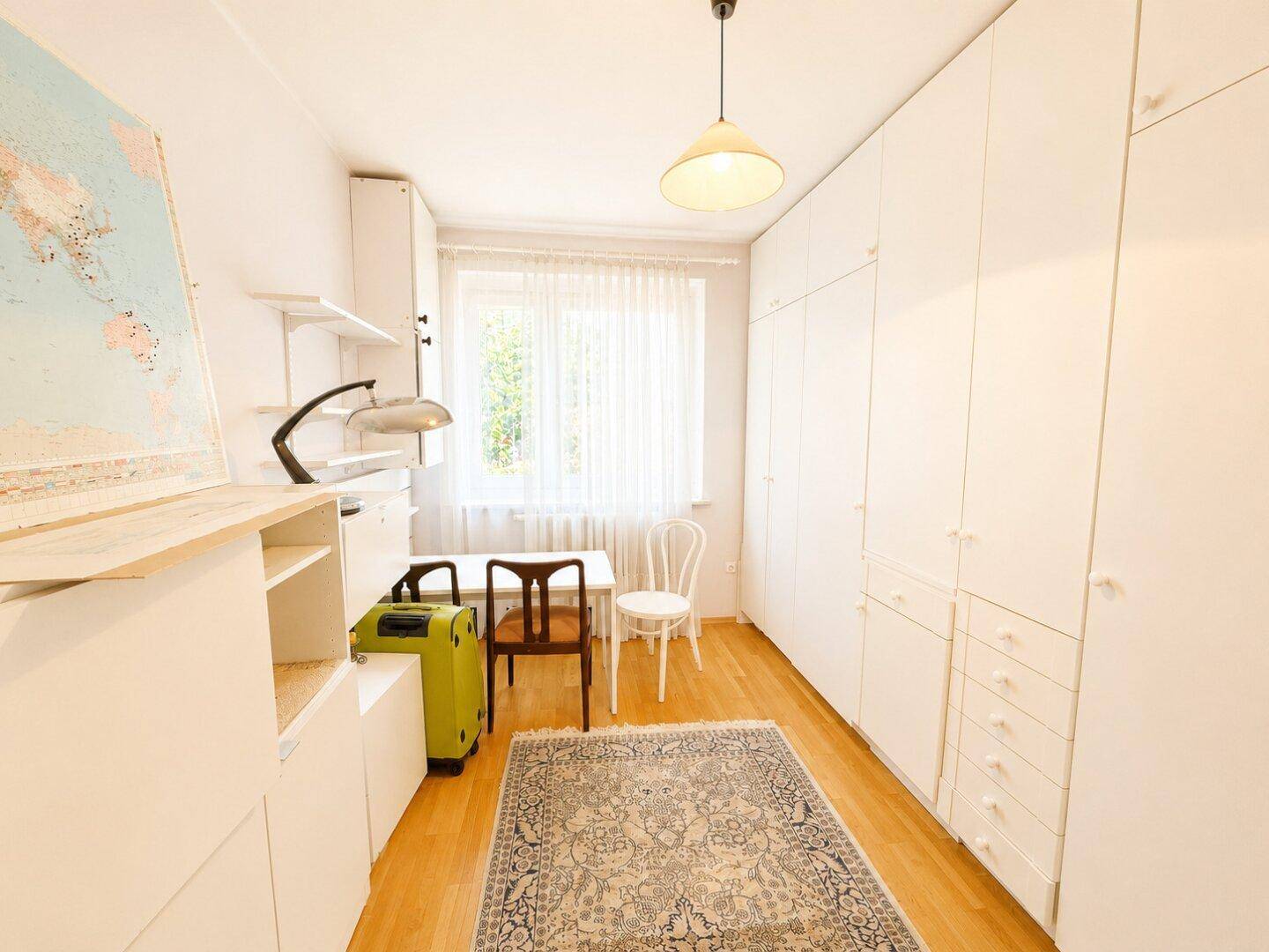 VIEL PLATZ &amp; POTENZIAL | 7,5 Zimmer | ca. 185 m² NFL | Pool | Sanierungsbedürftig – pohled 5