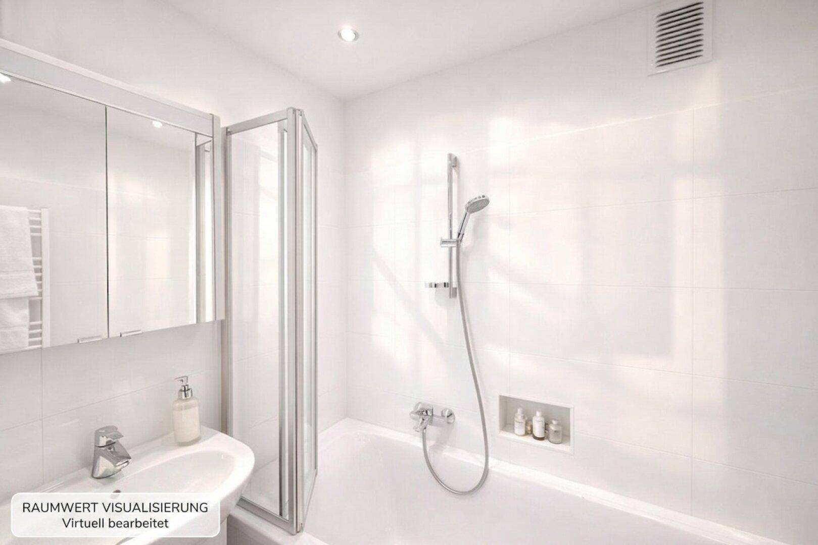 Modernes Badezimmer mit Badewanne, Duschabtrennung, Waschbecken und Spiegelschrank.