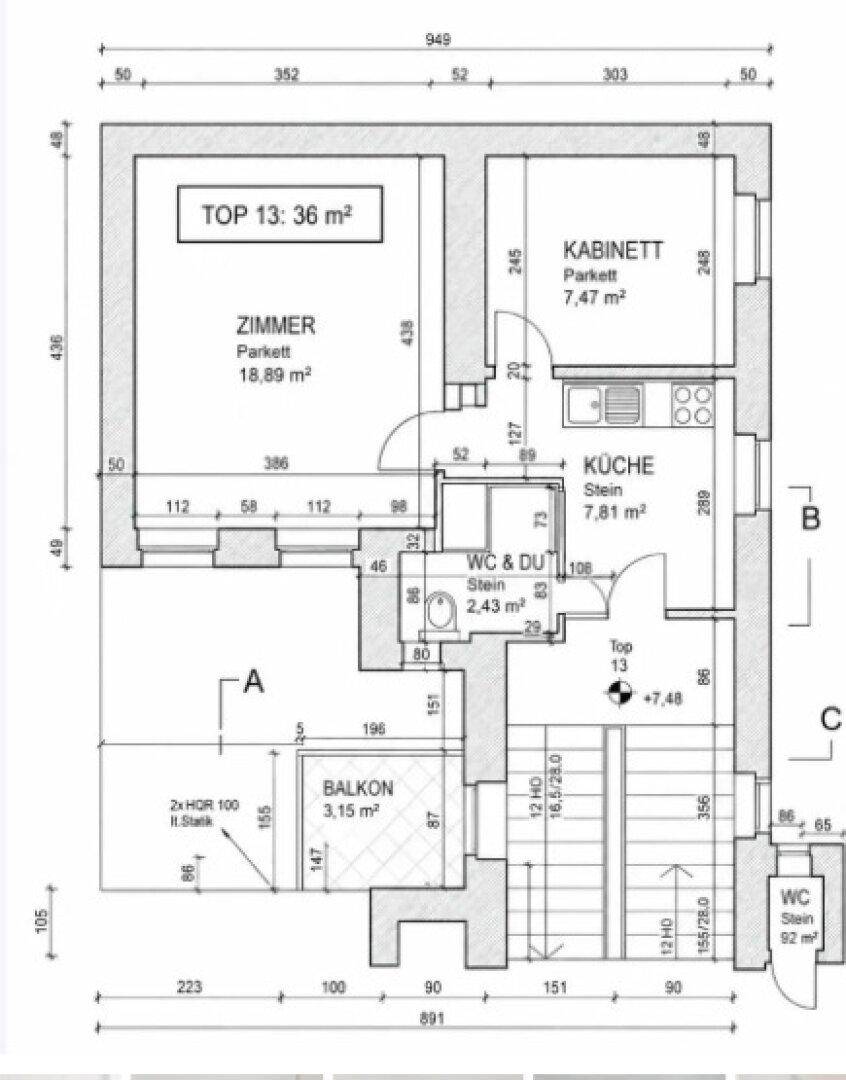 Grundriss der Wohnung mit Zimmern, Küche, Bad, separatem WC und Balkon.