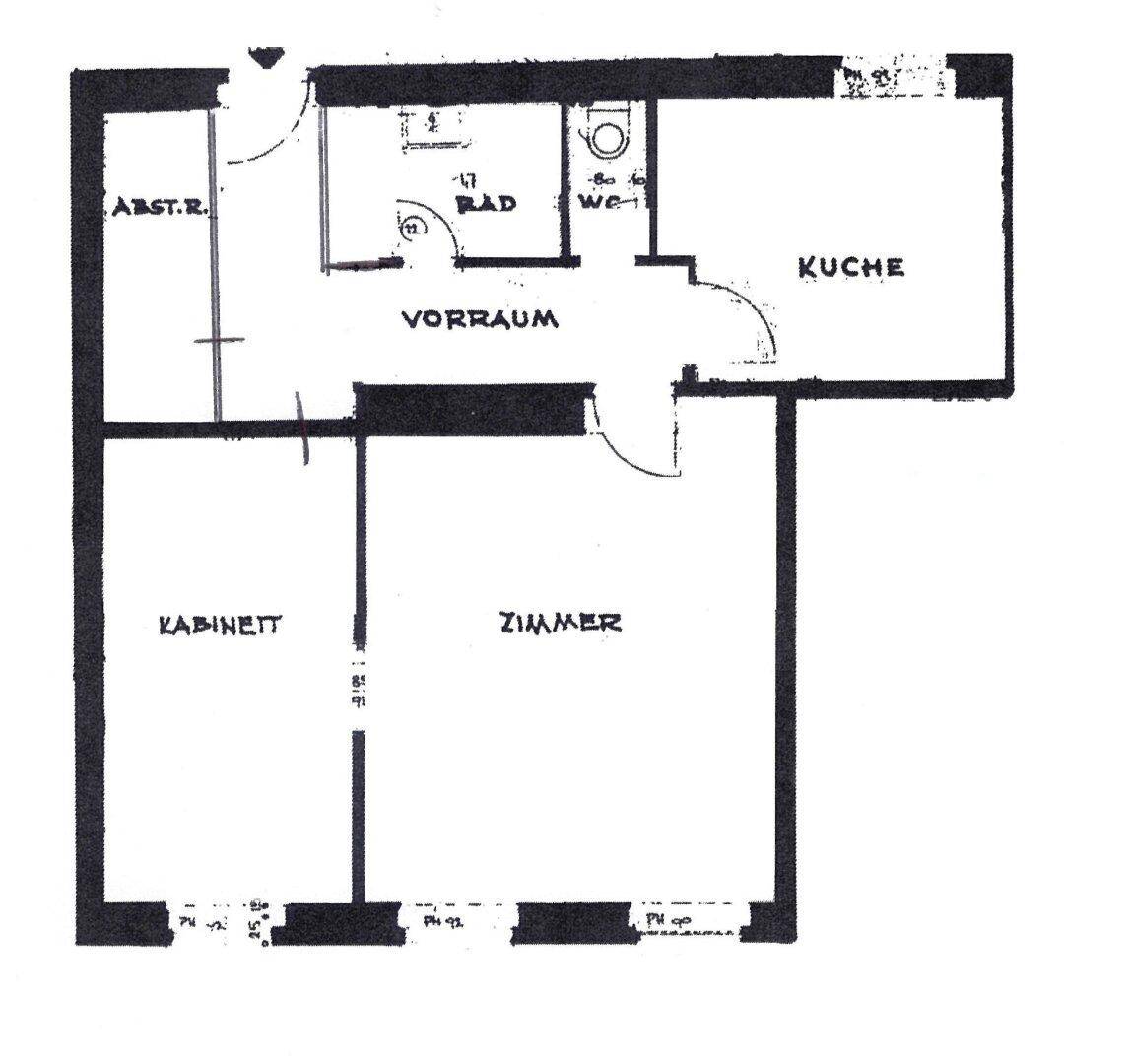Grundriss einer Wohnung mit Zimmern, Küche, Bad und Abstellraum.