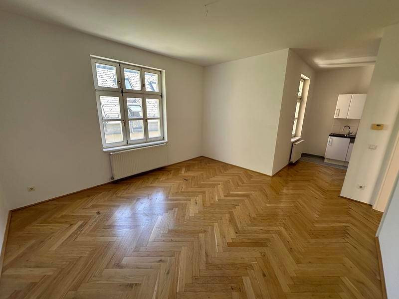 Schöne 2-Zimmer-Wohnung in ruhiger Lage in Lanzendorf - Ansicht 2