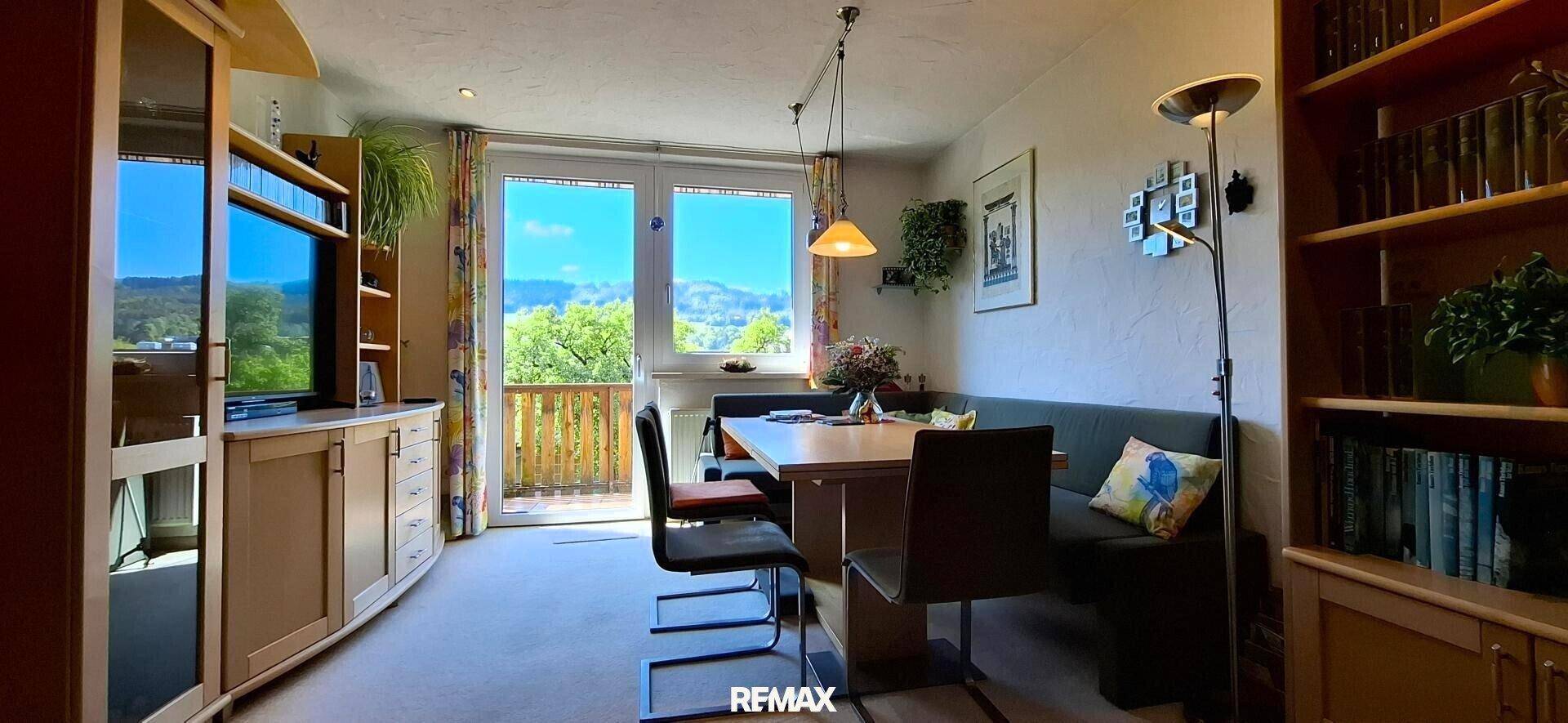 VERKAUFT - Gemütliche 3.Zi.-Wohnung mit Sonnenbalkon in Thalgau - Widok 3