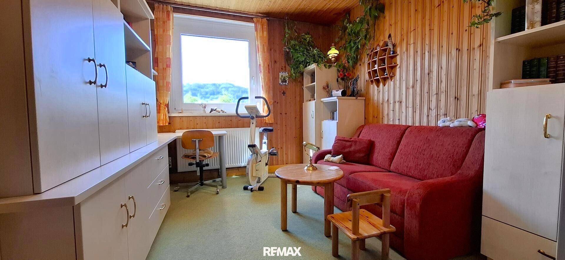 VERKAUFT - Gemütliche 3.Zi.-Wohnung mit Sonnenbalkon in Thalgau - Widok 5