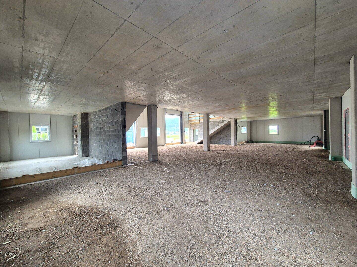 Halle im Bau