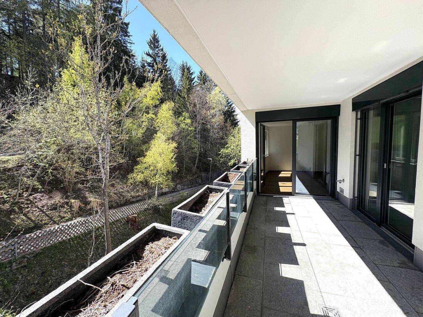 Traumhafte Terrassenwohnung mit Blick auf den Patscherkofel - Tiefgaragenabstellplatz inklusive - Mehr