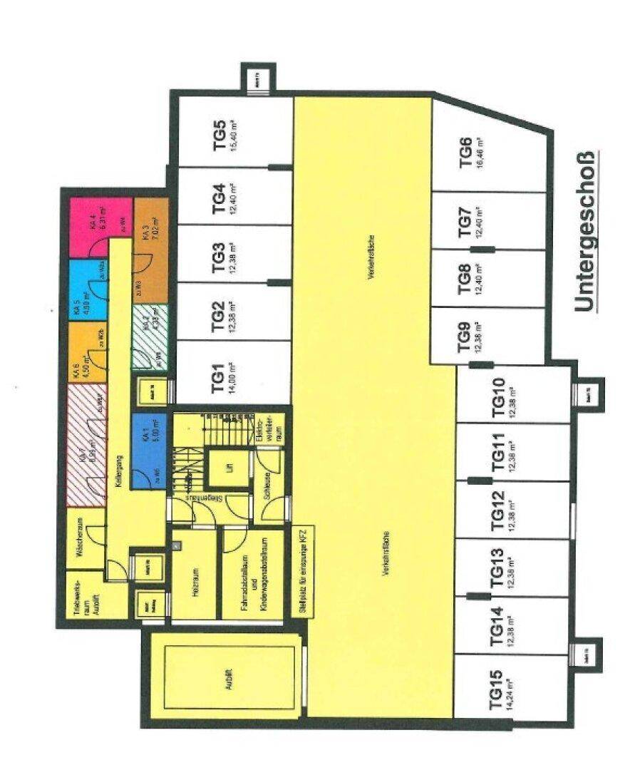 Grundriss des Untergeschosses mit Tiefgaragenplätzen, Kellerräumen und Fahrradabstellraum.