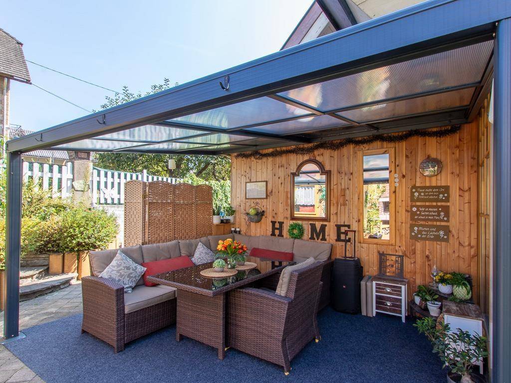 Überdachte Terrasse