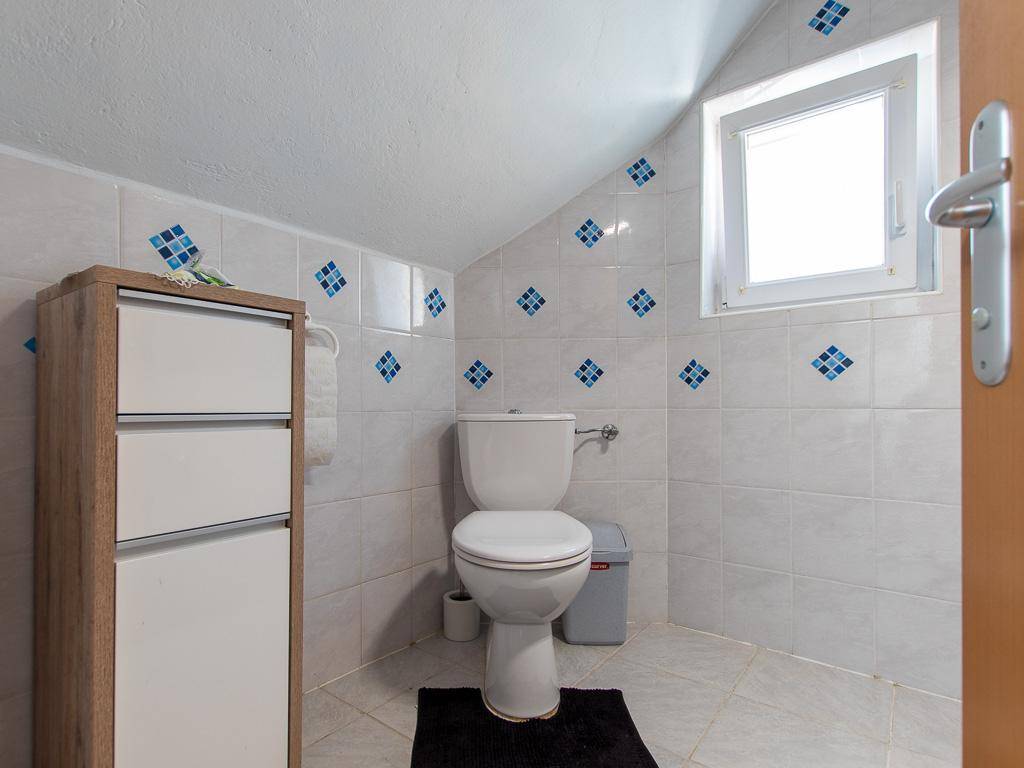 Separates WC W2