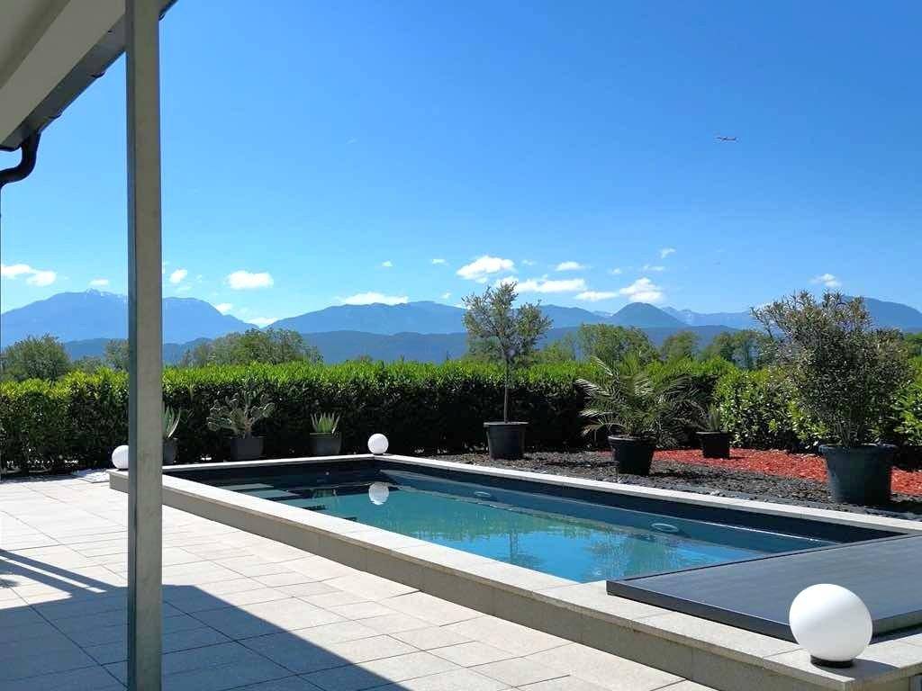 Klagenfurt: Moderner Bungalow in uneinsehbarer Panoramalage - Widok 2