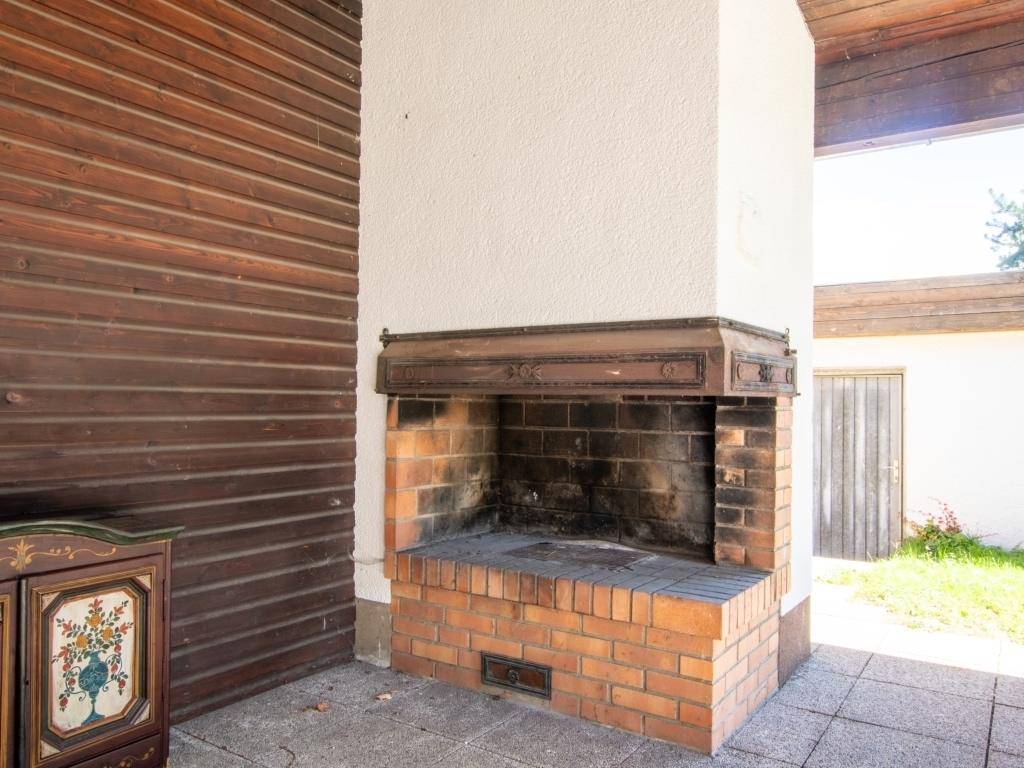 Grillkamin auf Terrasse