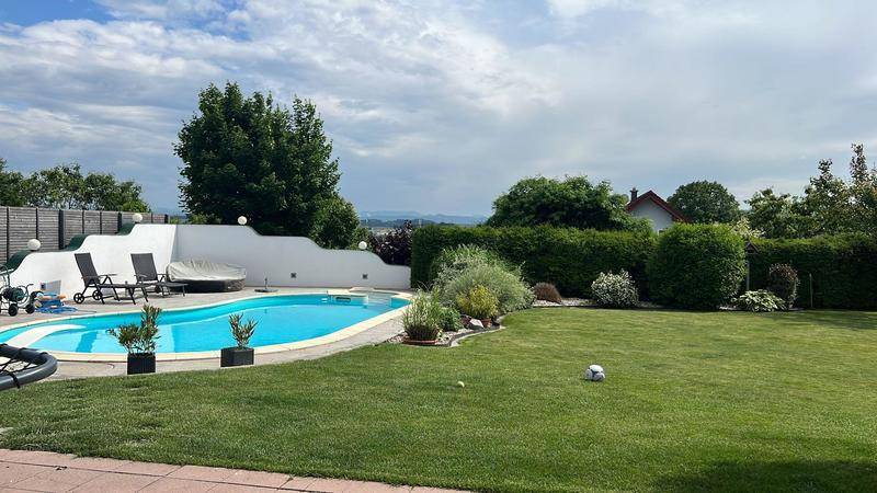 PRESTIGE FAMILIENHAUS MIT POOL & TRAUMHAFTEN GARTEN LOOSDORF