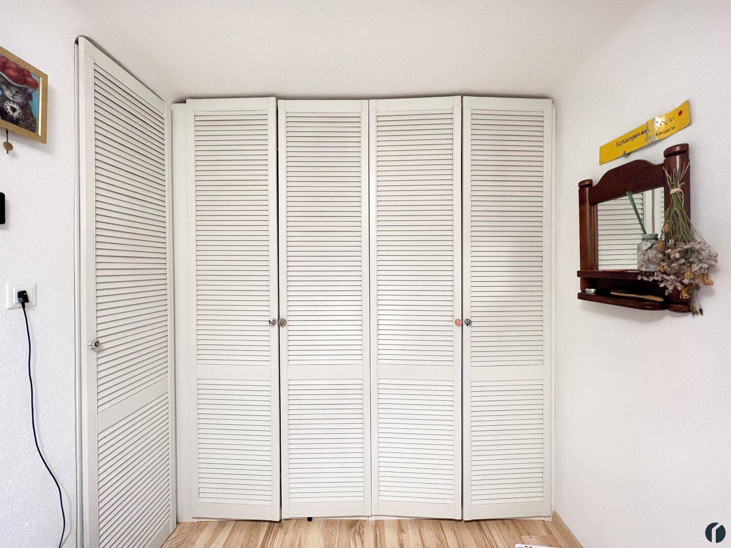 Wandschrank
