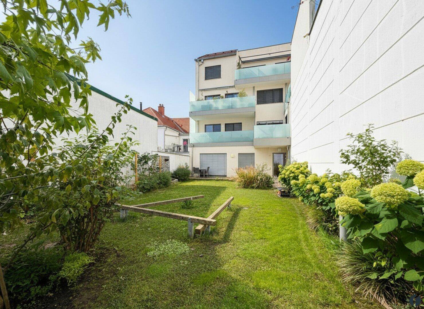 Außenansicht vom Garten aus