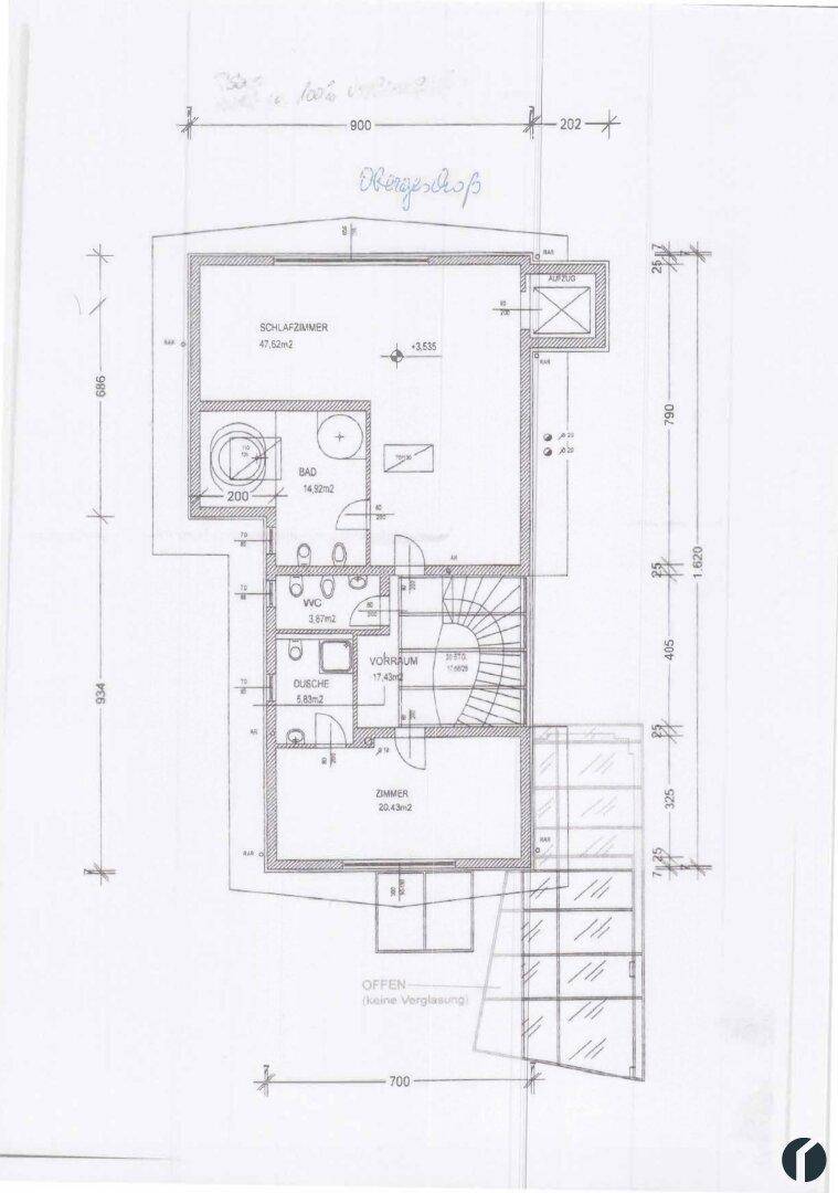 Grundriss des Obergeschosses mit Schlafzimmer, Bad und weiterem Zimmer.