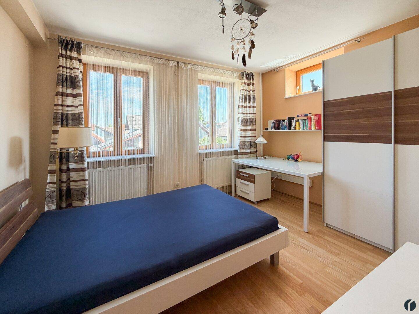 Ruhe, Raum und Qualität: Großes Einfamilienhaus mit Naturpool, Teich und Wärmepumpe - Ansicht 6