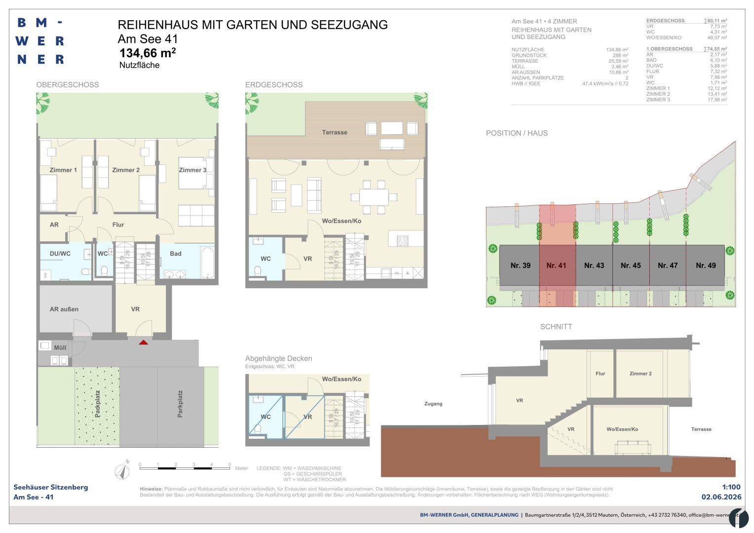 Grundrisspläne eines Reihenhauses mit offenem Wohnbereich, drei Schlafzimmern, Terrasse und Garten.