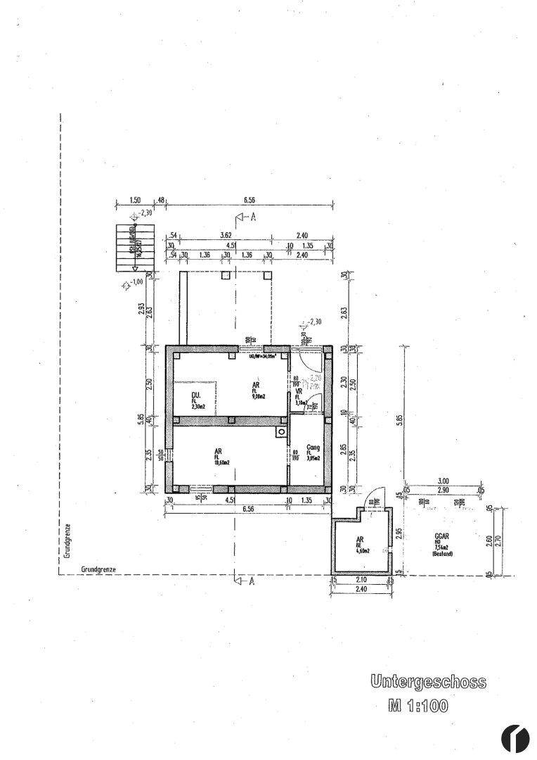 Grundriss des Untergeschosses mit verschiedenen Nutzräumen und Abstellflächen.