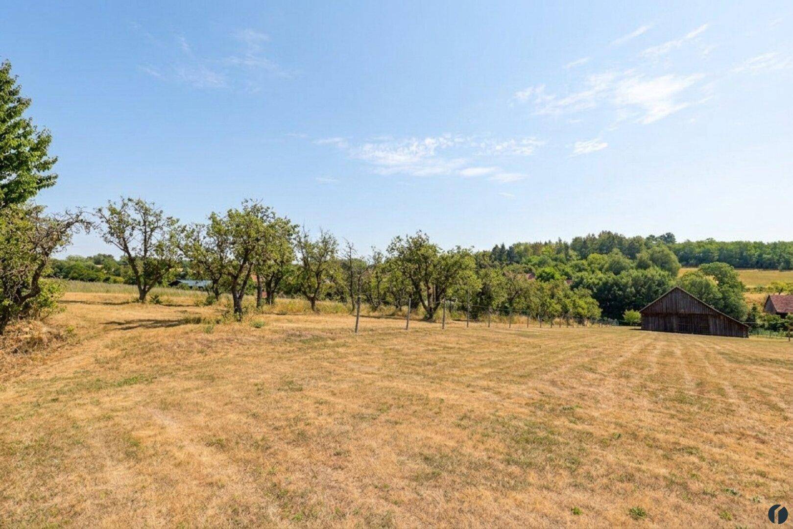Blick in die Landschaft gegenüber
