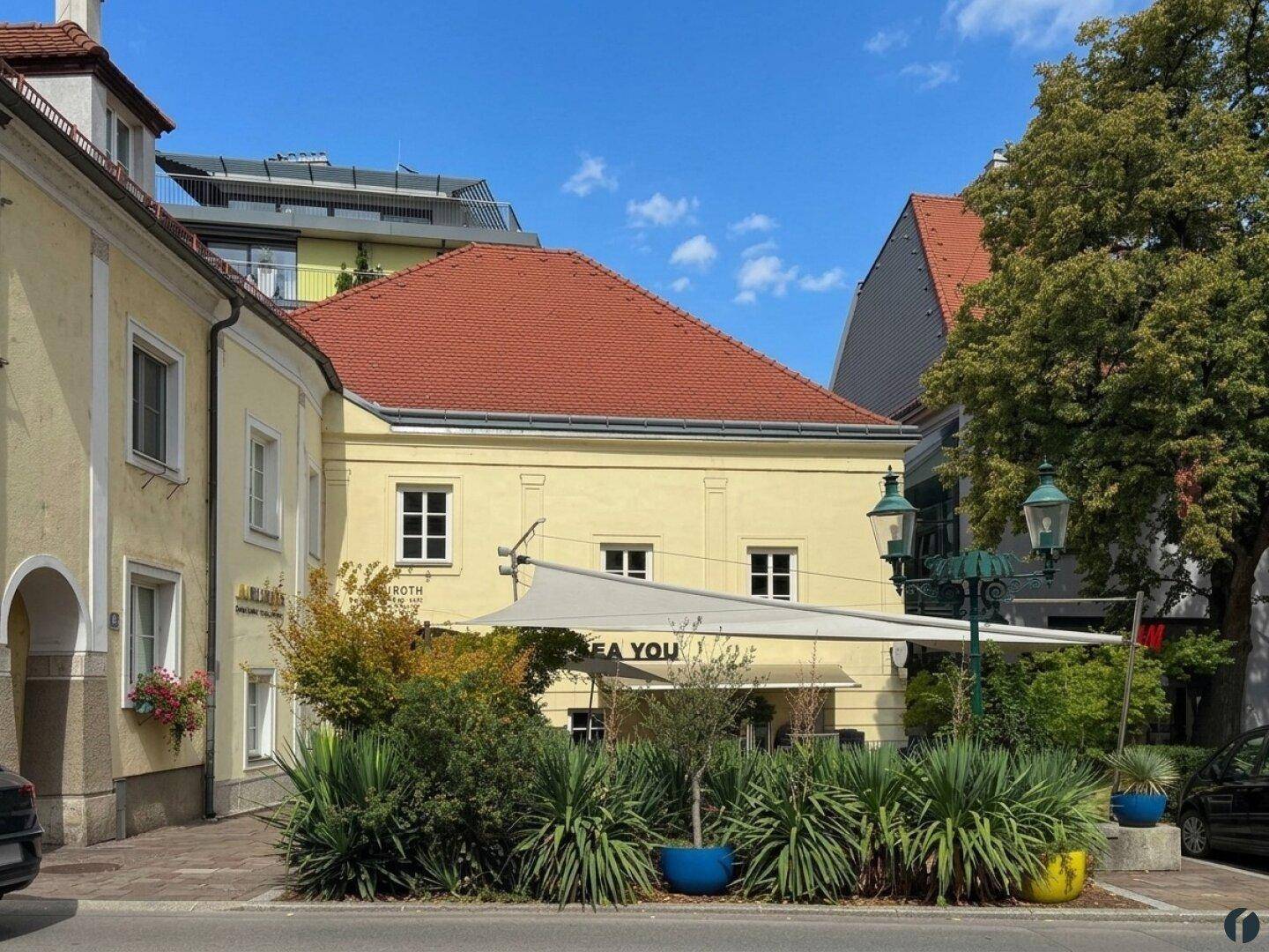 Außenansicht von der Straße aus