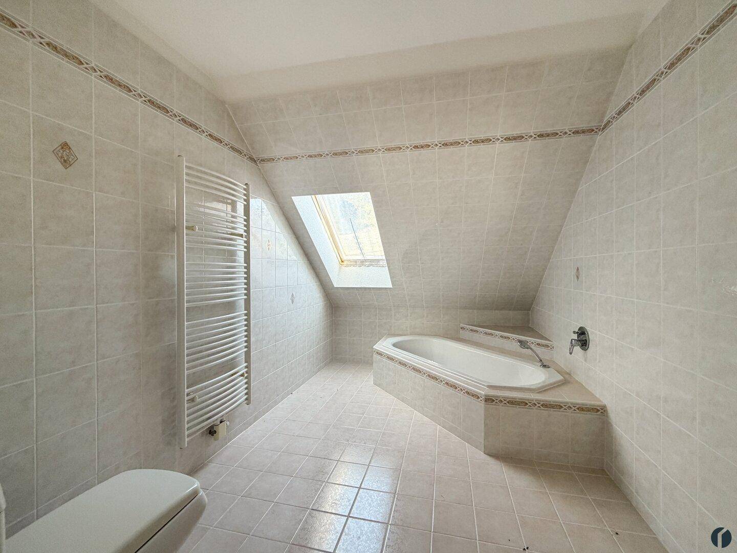 Badezimmer im OG