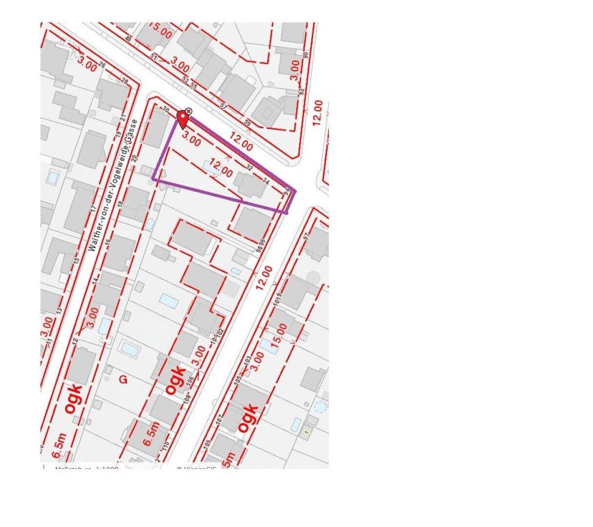 Übersichtlicher Katasterplan mit Grundstücksgrenzen und Straßenverlauf in der Walther-von-der-Vogelweide-Gasse.