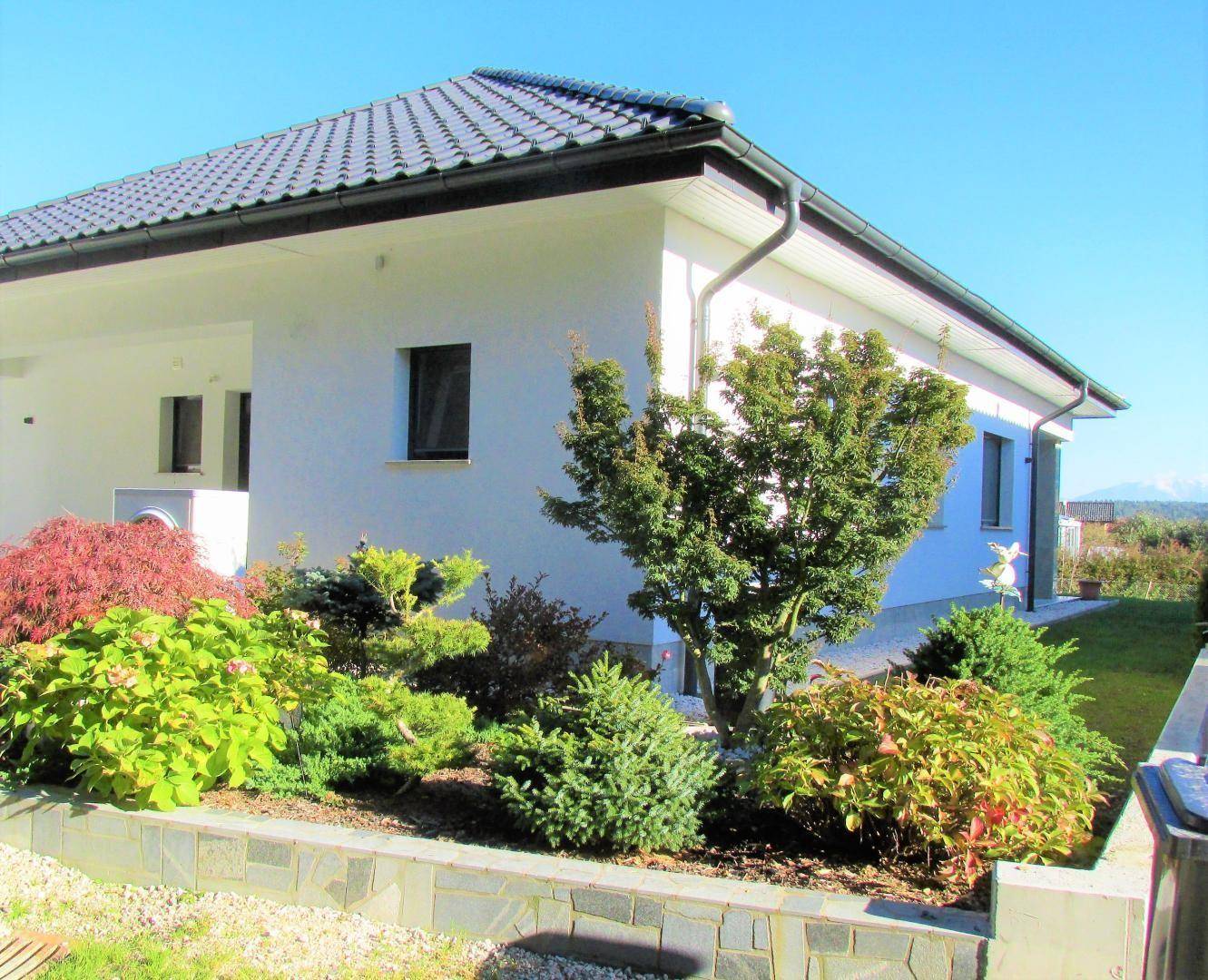 TRAUM-BUNGALOW! NEUWERTIG! MODERN! VOLL MÖBLIERT! - Ansicht 2