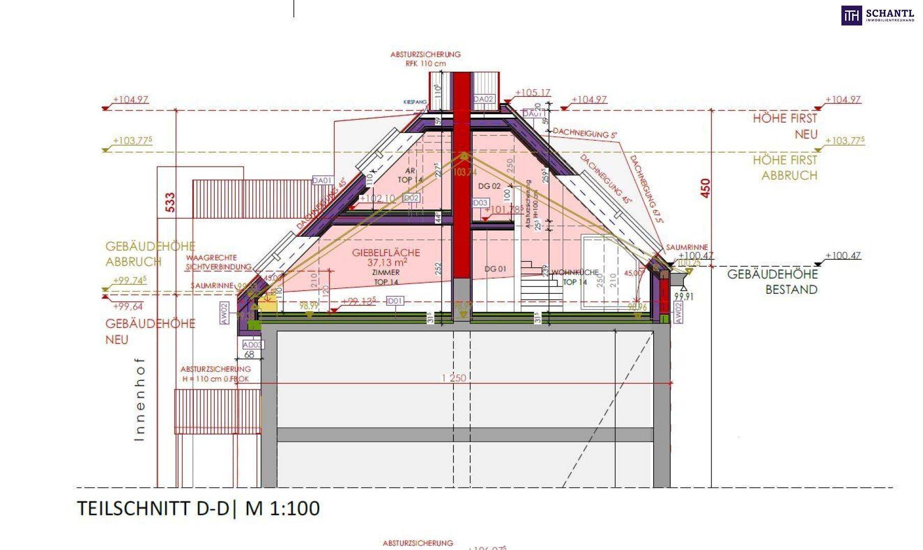 Gebäudeschnitt zeigt Dachgeschossausbau mit Dachschrägen und Innenhof.