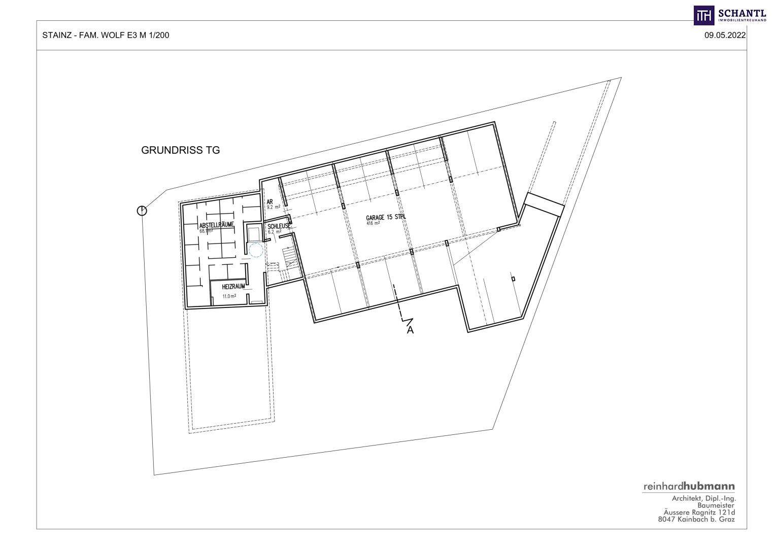 Grundriss der Tiefgarage mit Stellplätzen, Abstellräumen und Heizraum.