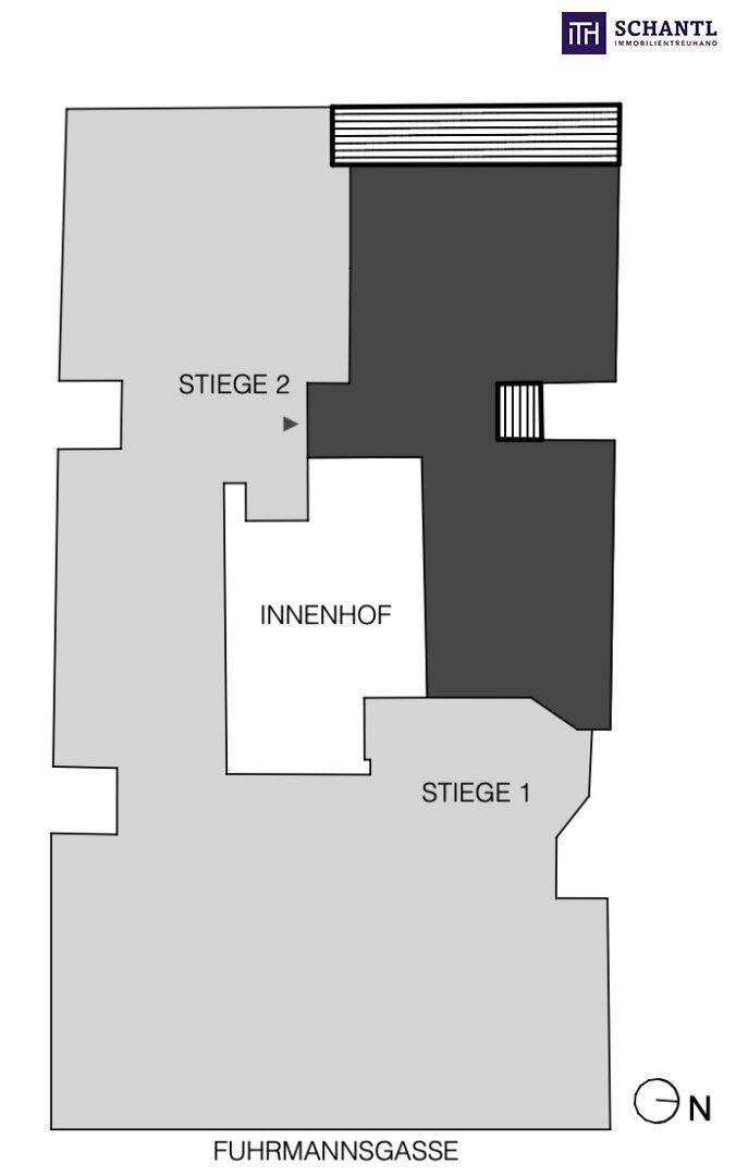 Übersichtsplan des Gebäudes mit Innenhof und Lage der Treppenhäuser.